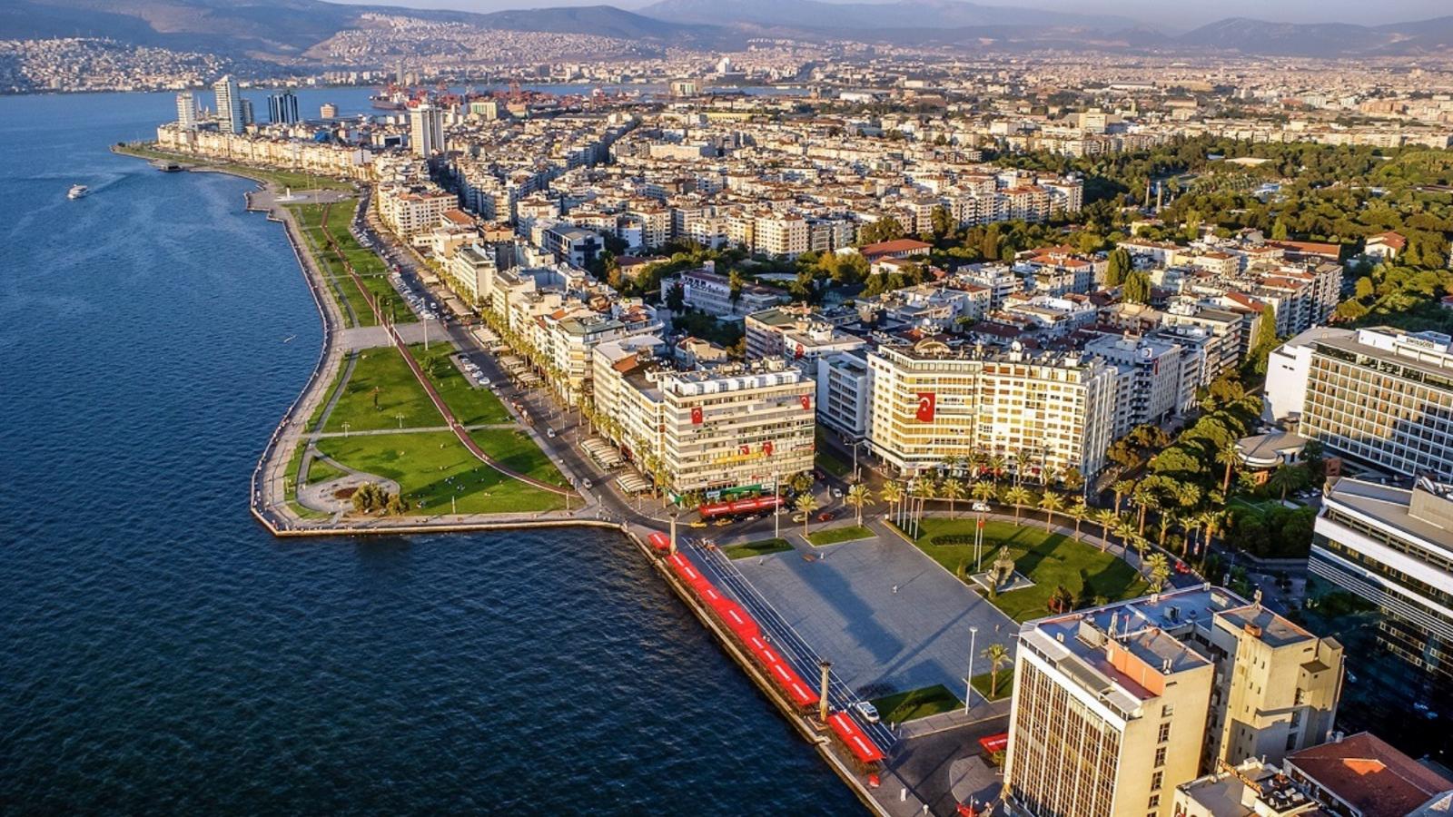 İzmir Saat Kulesi